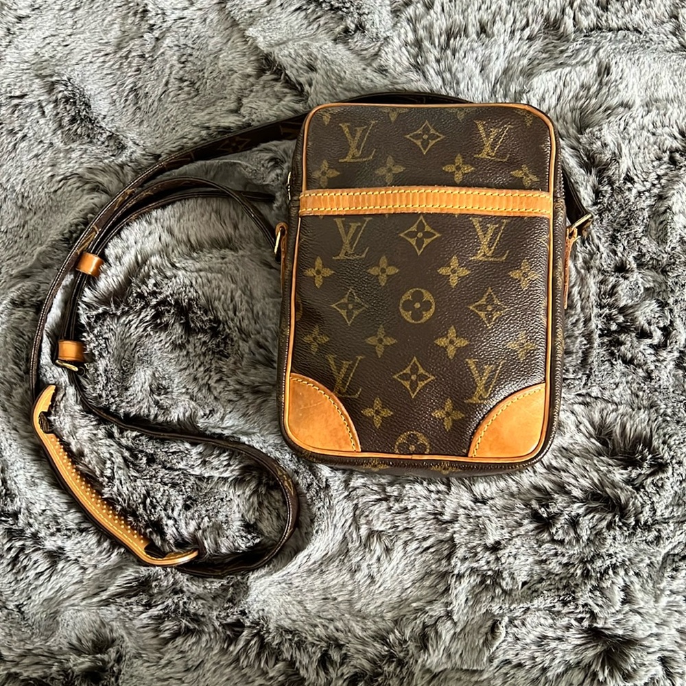 Louis Vuitton Danube Crossbody Monogram Messenger Bag
